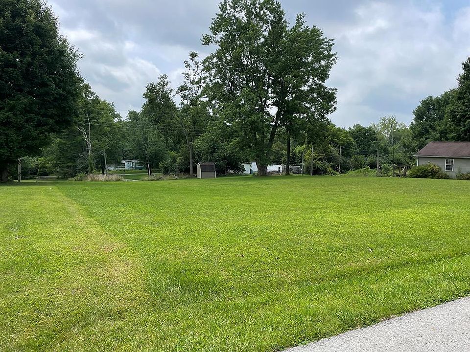 1st image of Hiawatha Dr