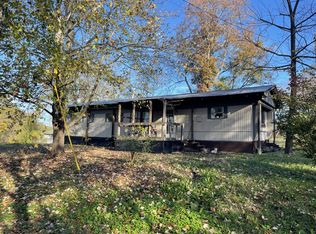 521 Old Railroad Bed Rd, Vanleer, TN 37181