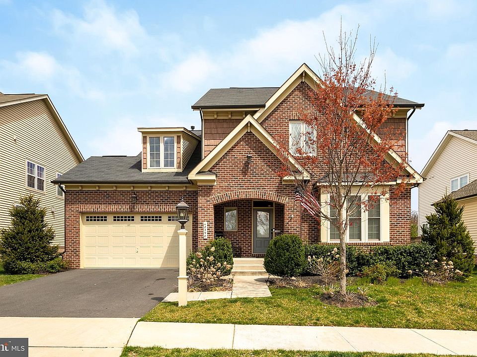 1st image of 42398 Myan Gold Dr
