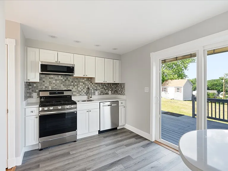 13 Bursley Rd #13 — Photo 3
