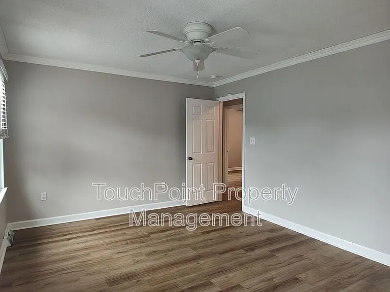 7413 Doves Nest Cir — Photo 15