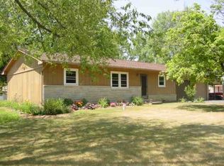 1687 S Blue Spruce Rd, Warsaw, IN 46580