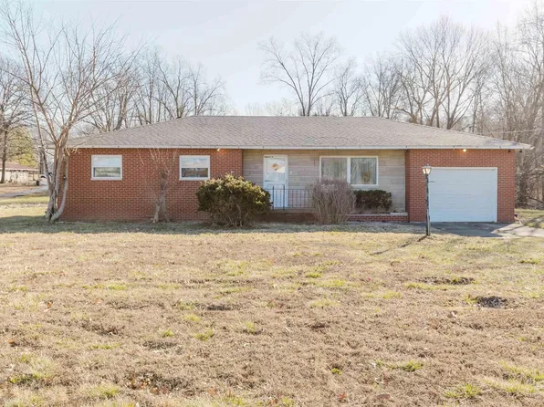17666 State Rte #37, West Frankfort, IL 62896