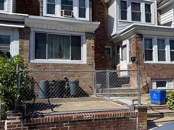 2nd image of 964 Bridge St