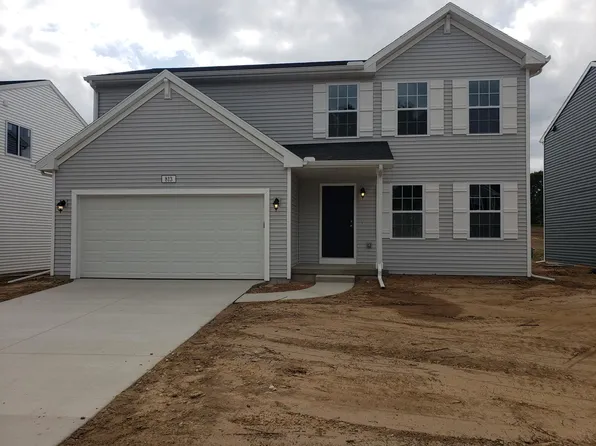809 Parkwood Dr, Greenville, MI 48838
