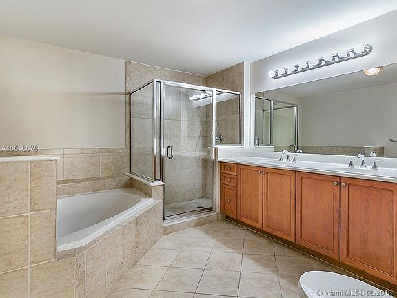 4th image of 8395 SW 73rd Ave APT 302