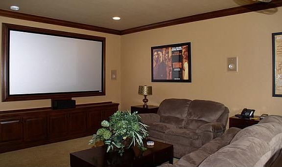 Upstairs Media room- all equipment stays