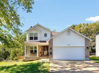 2110 Cromwell Ct, Arnold, MO 63010