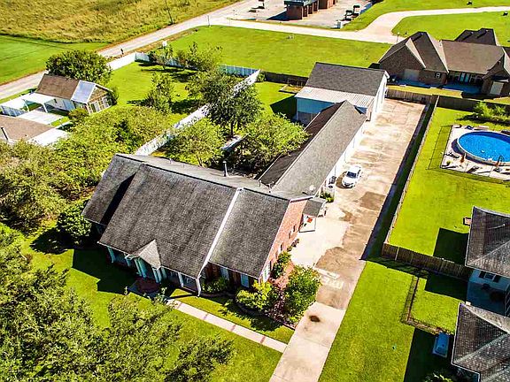 3rd image of 107 Bellingrath Dr #0