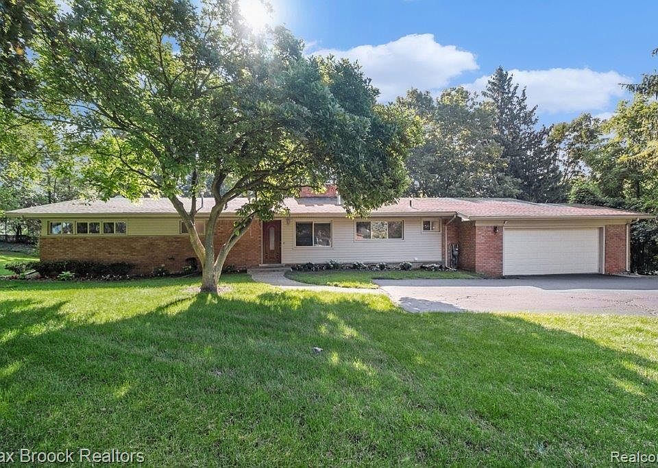 4016 Blackthorn Ct, Bloomfield Hills, MI 48301 Zillow