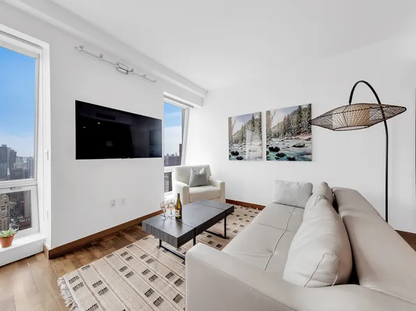 400 Fifth Avenue 33B image 3 of 6