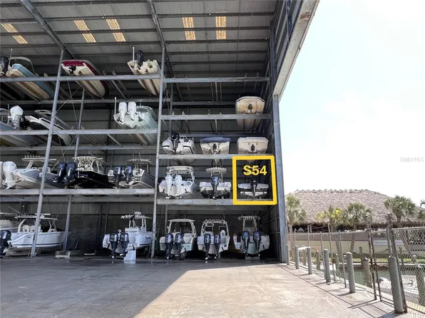 100 Circuit Rd #S-54, Nokomis, FL 34275