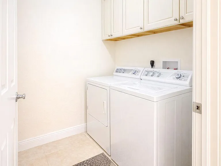 9315 Bridgeport Dr — Photo 13