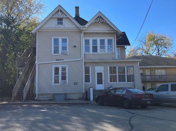 300 S Main St