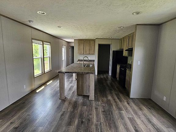 5th image of 2737 W Washington Ctr #141