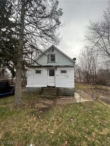 610 Dewitt St, Lorain, OH, 44055