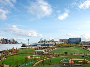 105 Park Ave #9, Fort Lee, NJ 07024