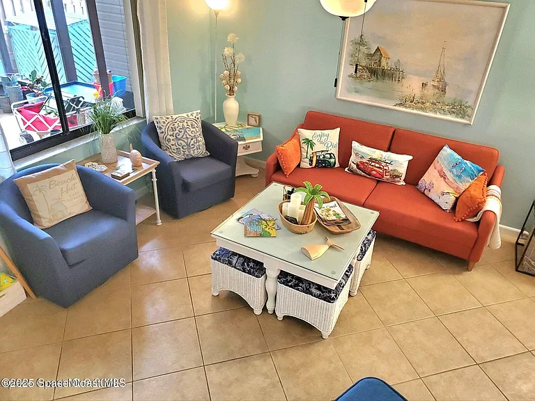 8751 Live Oak Ct — Photo 6
