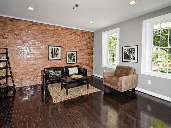 Living Rm