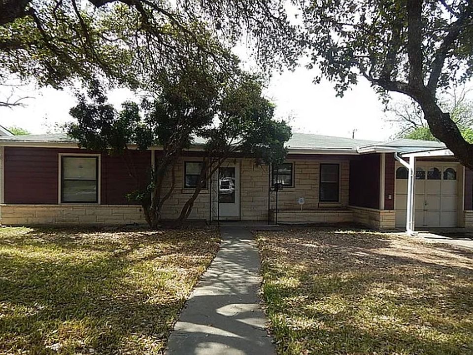 1st image of 222 Wayside Dr