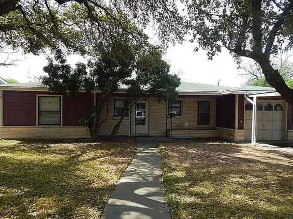 222 Wayside Dr, San Antonio, TX 78213