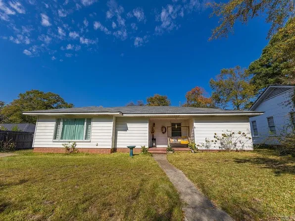 1306 W Main St, El Dorado, AR 71730