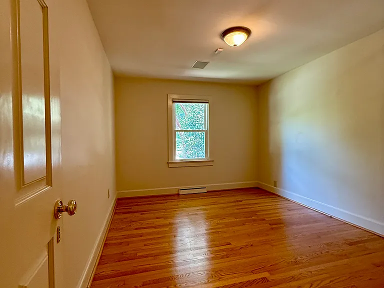 1614 Littlepage St — Photo 13
