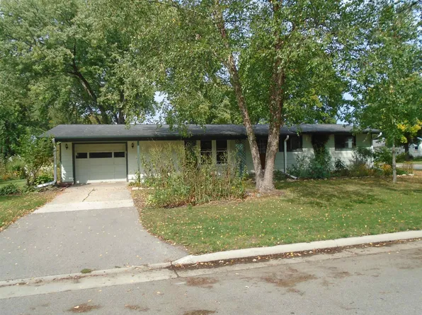 1206 Cleary St, Black Earth, WI 53515