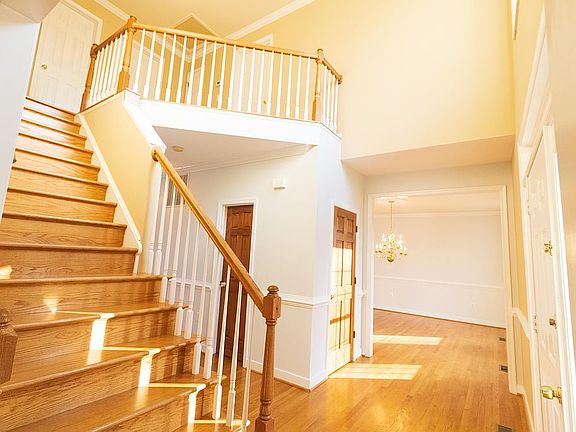 2nd image of 9121 Morla Woods Pl