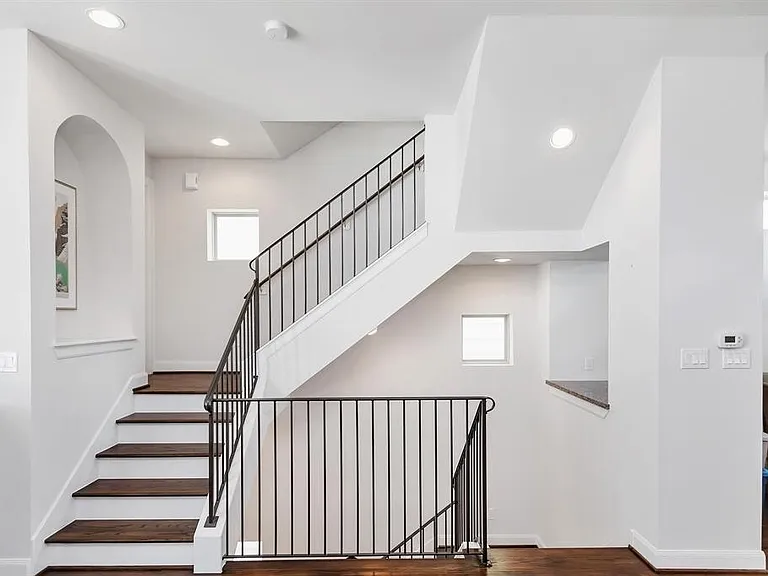 1221 Bonner St — Photo 16