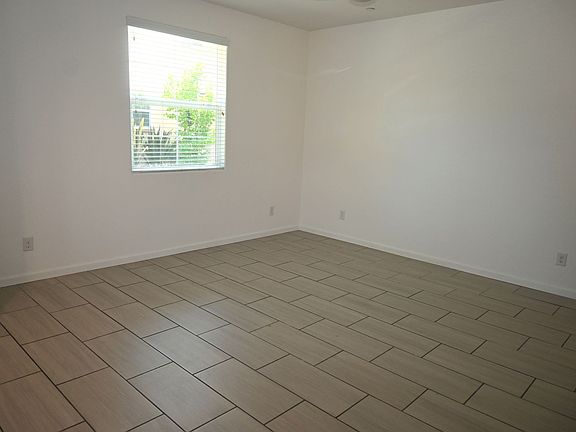 4th image of 4520 Lerino Walk