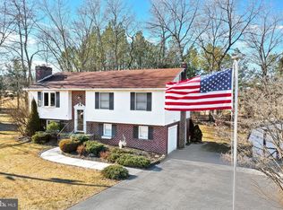 27 Howard Dr, East Berlin, PA 17316