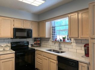 6143 NE Moonstone Ct #18C, Lees Summit, MO 64064
