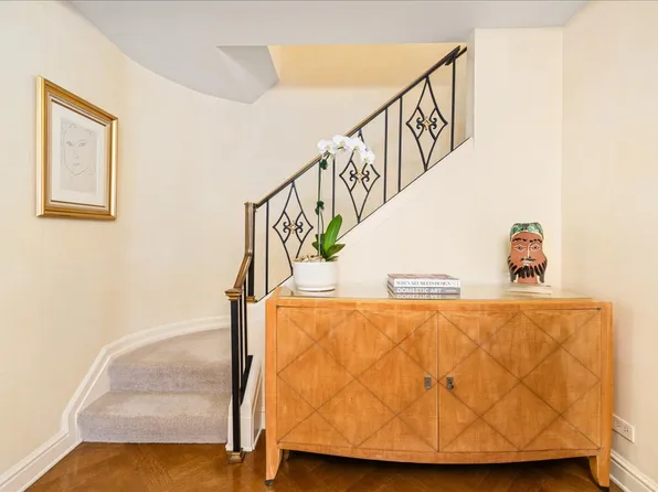 114 East 72nd Street image 9 of 14