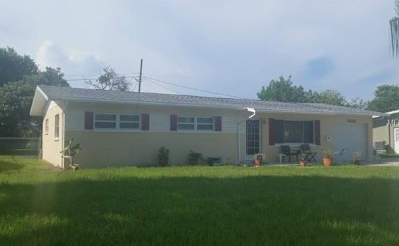 2nd image of 3686 Searobin Dr SE