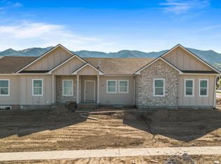 108 N 900 E, Hyde Park, UT 84318