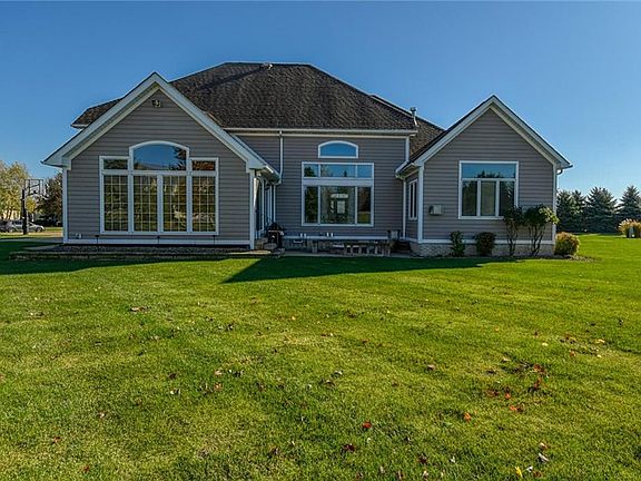 4th image of 6444 Aberdeen Ln