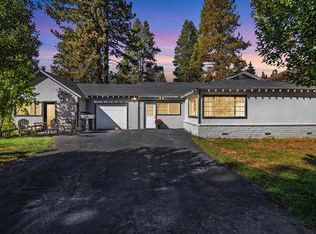 10106 Lake Ave, Truckee, CA 96161