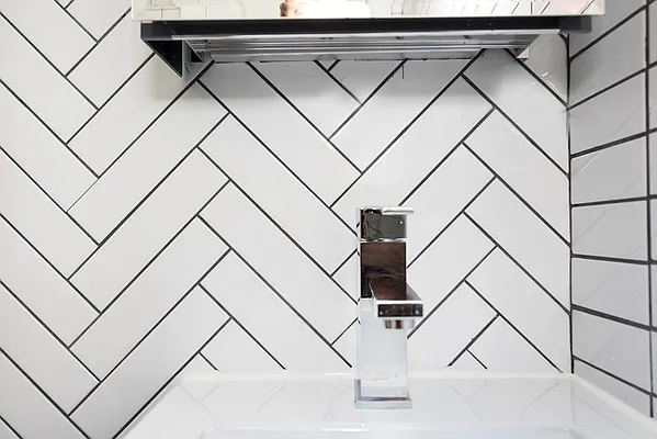 Rented by Bold New York | media 25