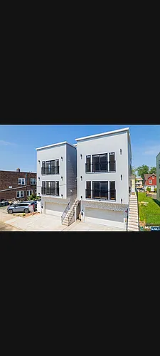 65 Wainwright St #1 Photo 1