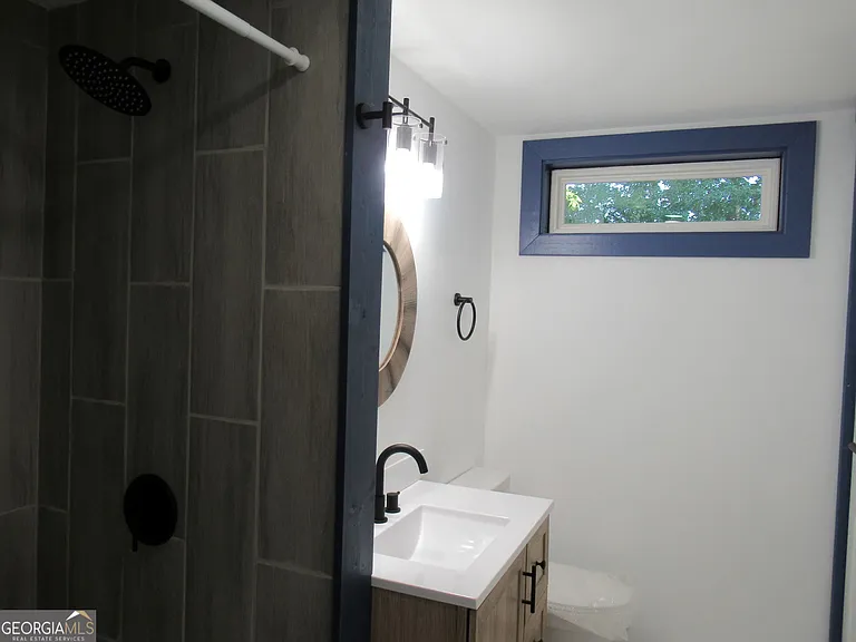 1379 Sam Craven Rd — Photo 16