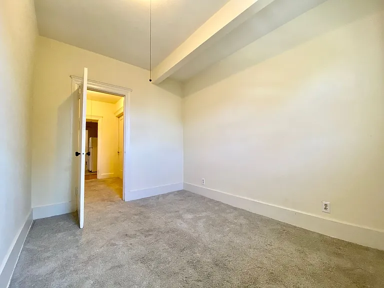 Campus Apartments — Photo 25