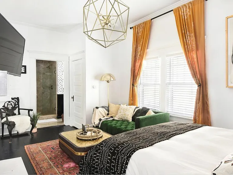 806 Vedado Way NE #3 — Photo 5
