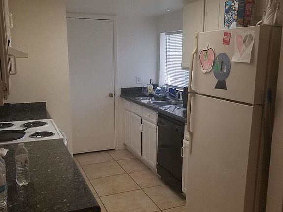 4th image of 4102 N 69th Dr #1224