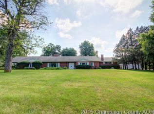 1001 Forestview Dr, Urbana, IL