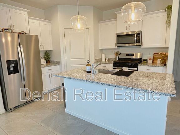 3rd image of 6976 W Star Garden Way