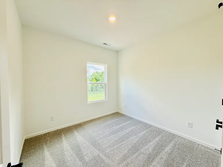 1736 Blanche St — Photo 11
