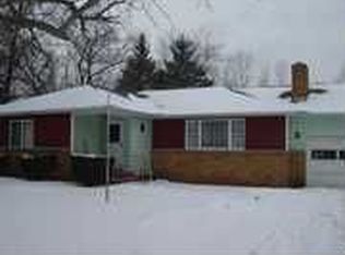 4296 Lake Ave, Lockport, NY 14094