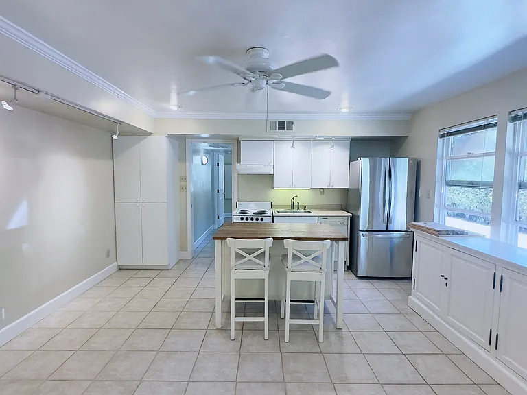 4835 P St #B — Photo 13