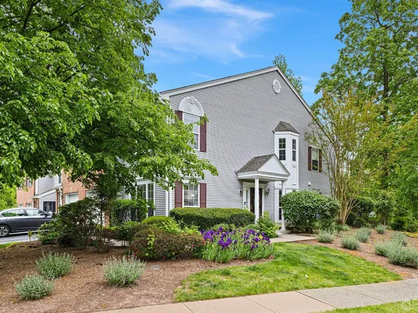 101 Belford Dr, Princeton, NJ 08540